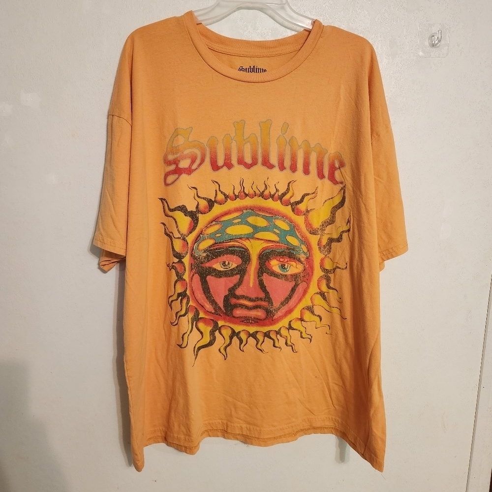 Sublime Men’s Short Sleeve Tee in Orange with Sun Graphic